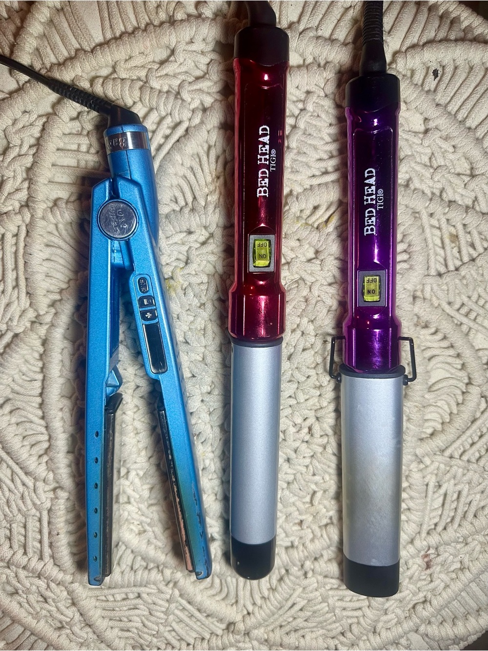 Hair Tool Bundle BaBylissPRO Flat Iron + Bed Head Curlipops Curling Irons wands